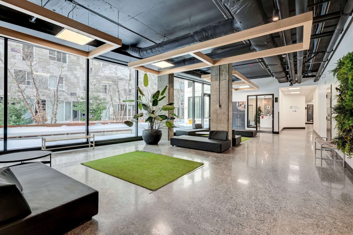 2601, rue William-Tremblay  —  Suite 310
